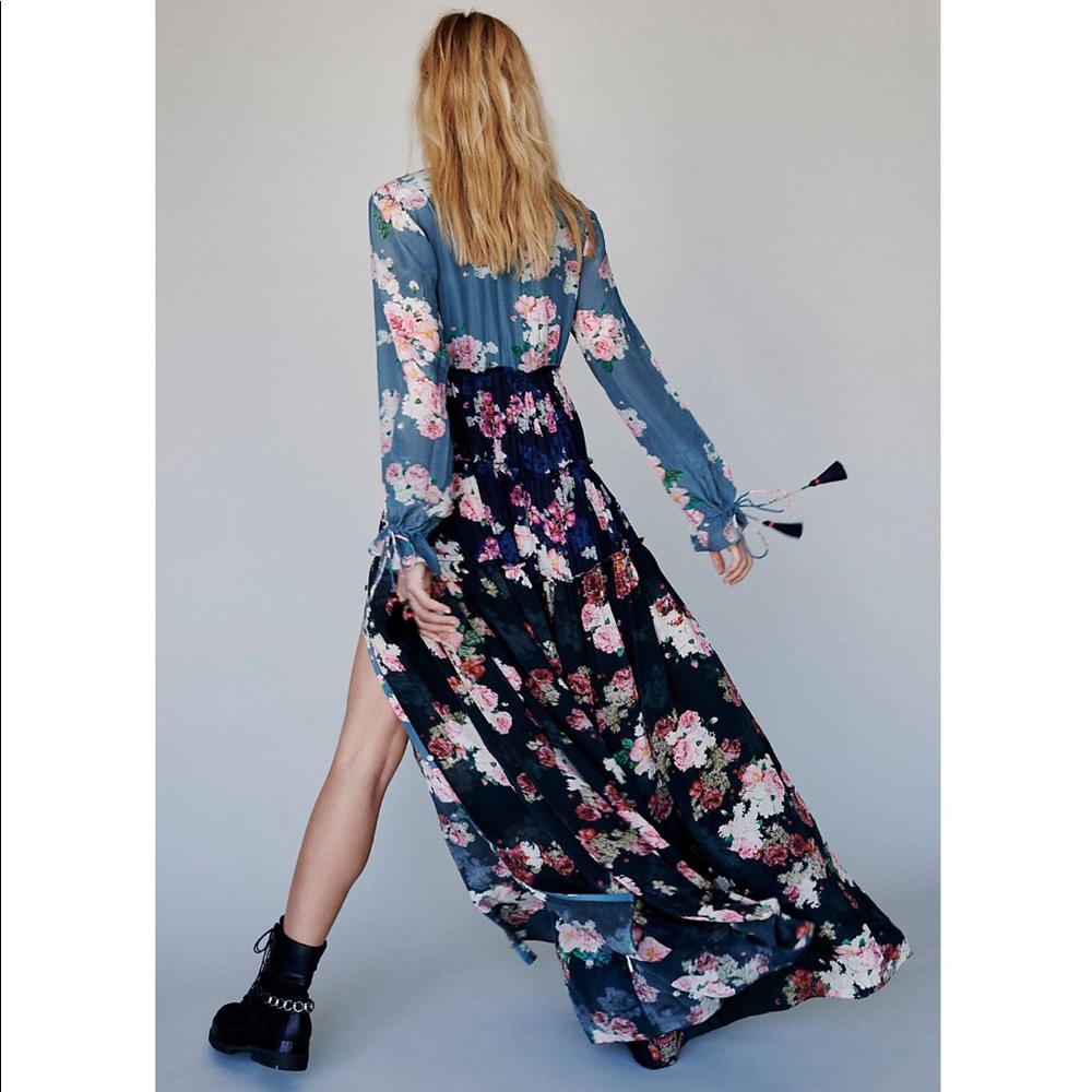Free People Floral Maxi Dress Boho Tiered Long Sleeve Black XS Ethereal $350 - Picture 5 of 6